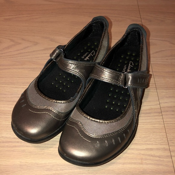 clarks wave mary jane shoes